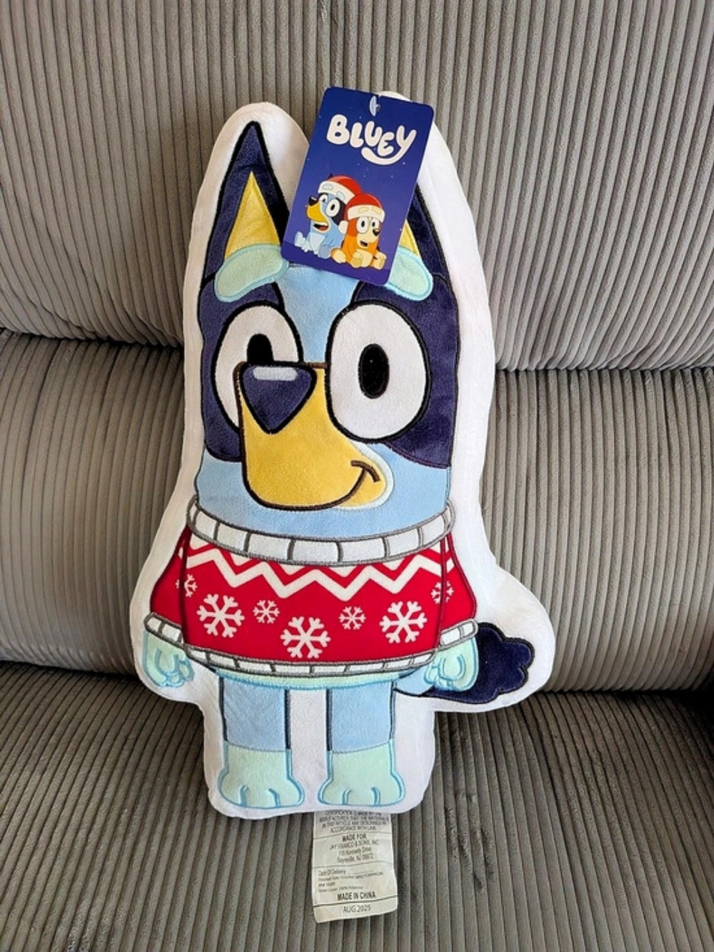 Bluey Christmas plush NWT Blue & Red